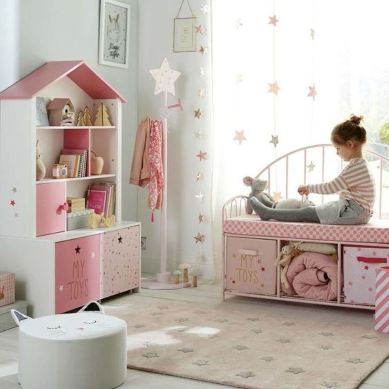 decoración para habitación de bebé niña